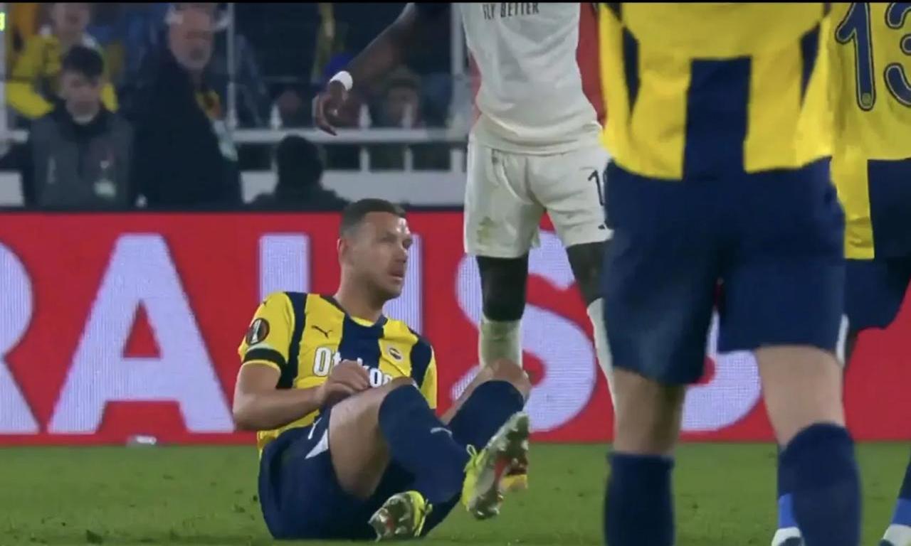 关于圣埃蒂安主场逼平对手，激战不分的信息