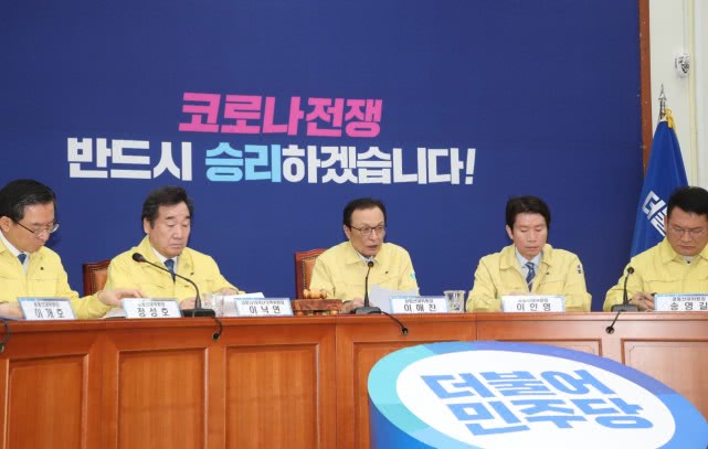 开云体育登录-关于红蓝之争，全情投入只求取得最终胜利的信息