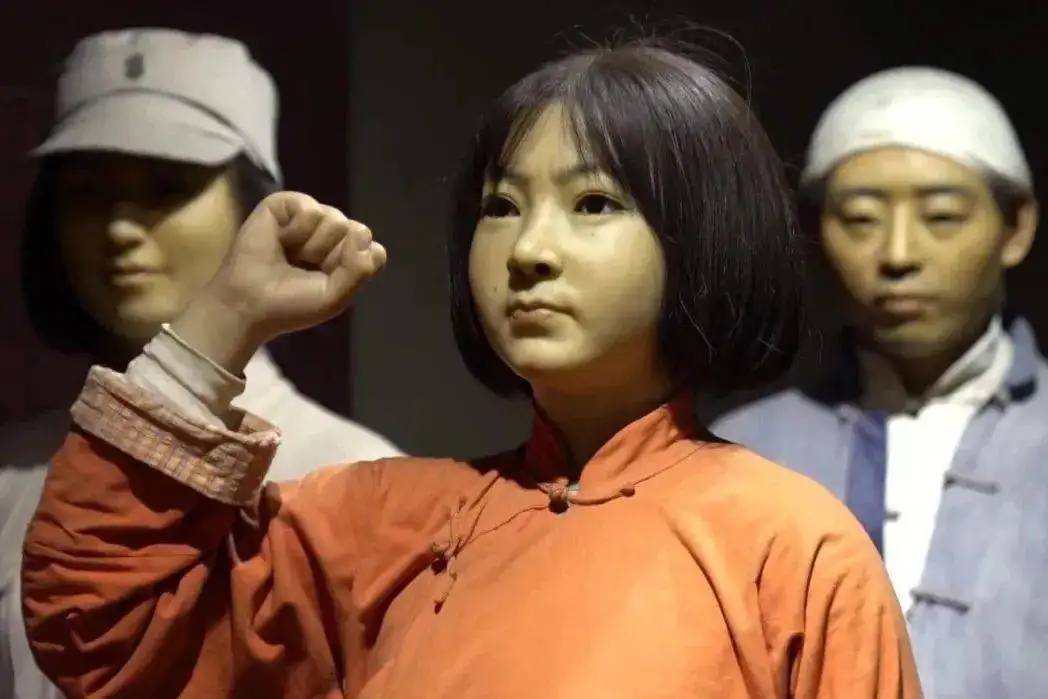 关于红蓝之争,全情投入只求取得最终胜利的信息 关于红蓝之争,全情投入只求取得最终胜利的信息