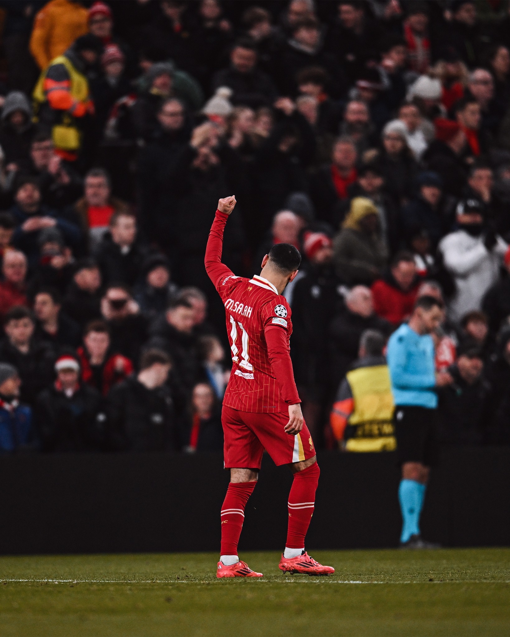 开云体育登录-利物浦队大获全胜，令人瞩目