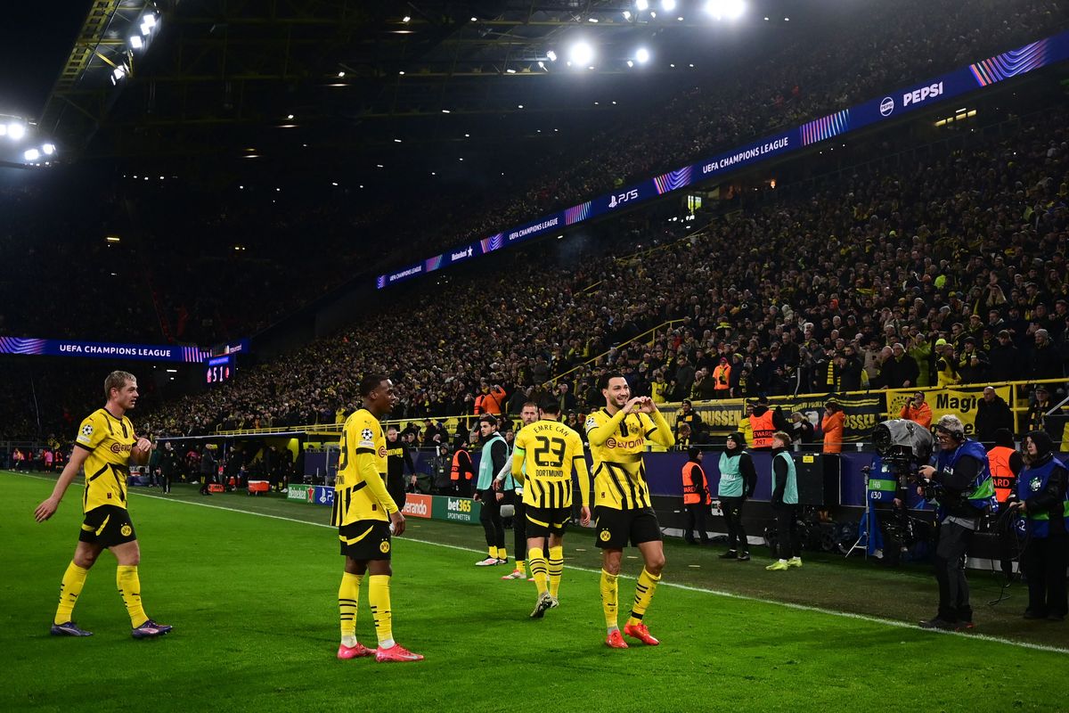 开云体育入口-多特蒙德主场强势，球队气势如虹备战联赛的简单介绍