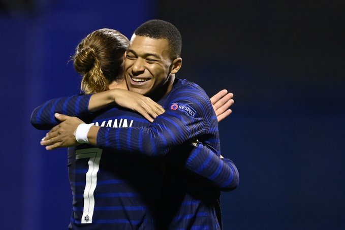 葡萄牙跳水选手发威,夺得银牌 葡萄牙跳水选手发威,夺得银牌