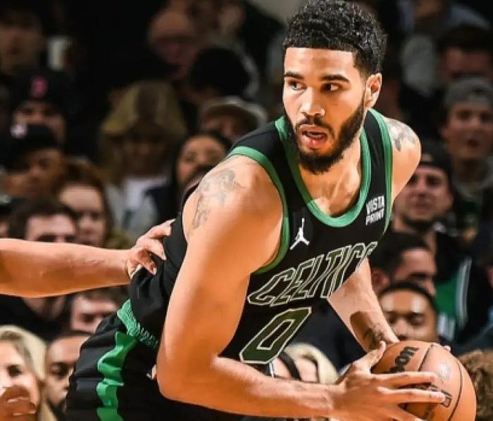 开云体育-凯尔特人队球员接受采访，分享胜利喜悦的简单介绍