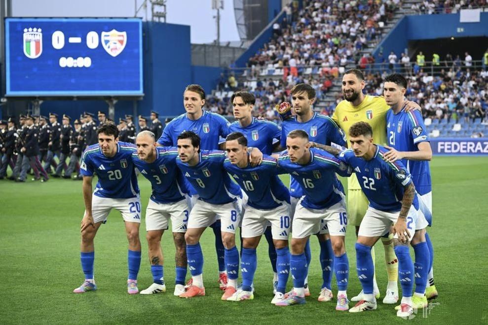 欧洲球场上燃烧着激烈的战火 欧洲球场上燃烧着激烈的战火