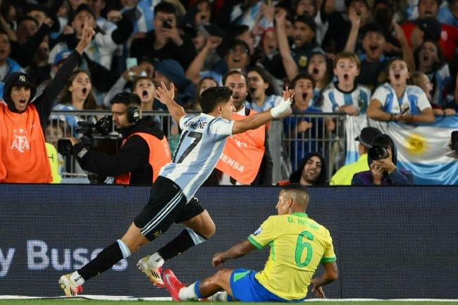 开云体育平台APP-巴西大胜巴拉圭，提前锁定小组出线资格的简单介绍