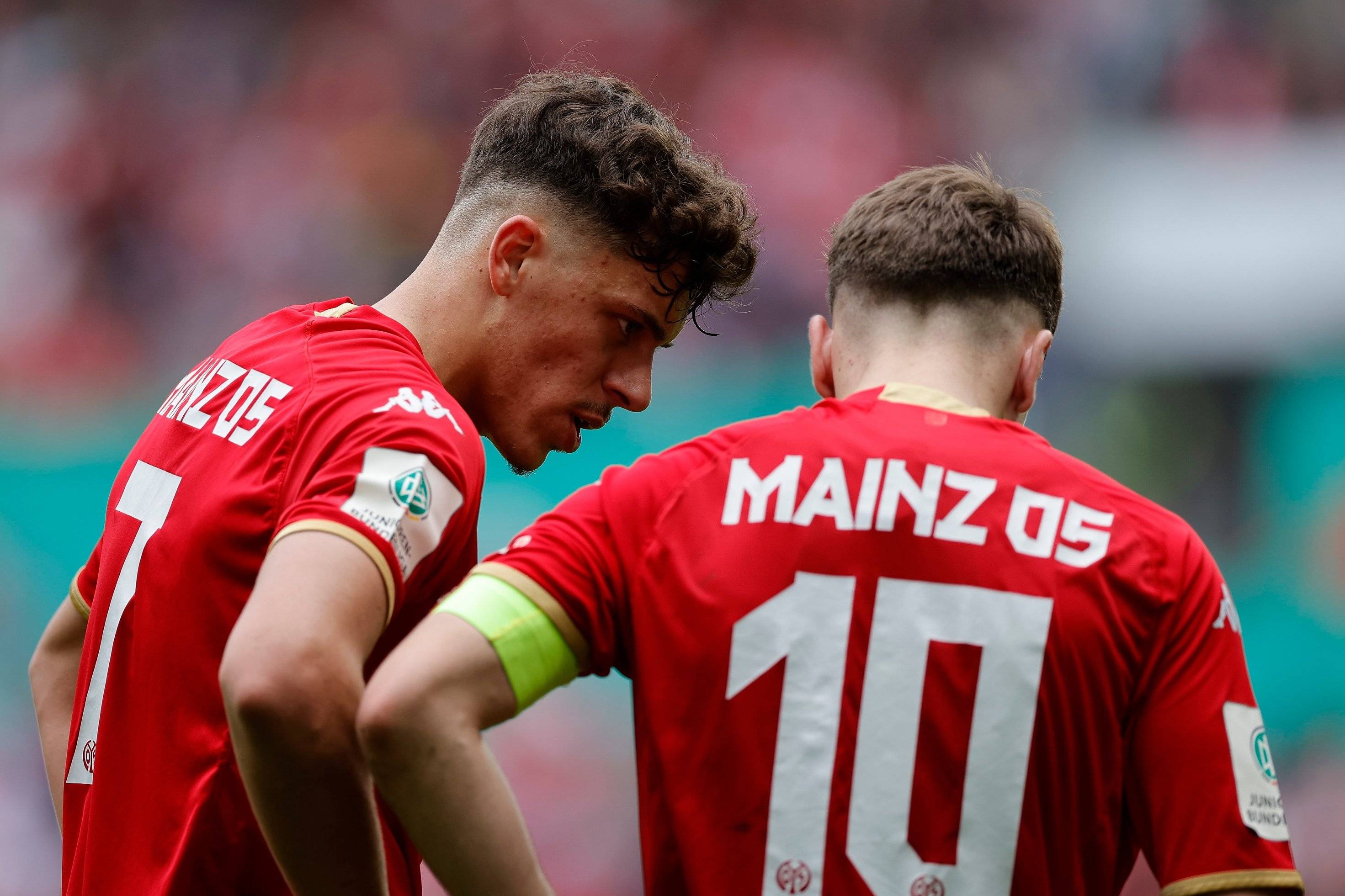 沃尔夫斯堡门将表现出色,连续三场零封对手的简单介绍 沃尔夫斯堡门将表现出色,连续三场零封对手的简单介绍