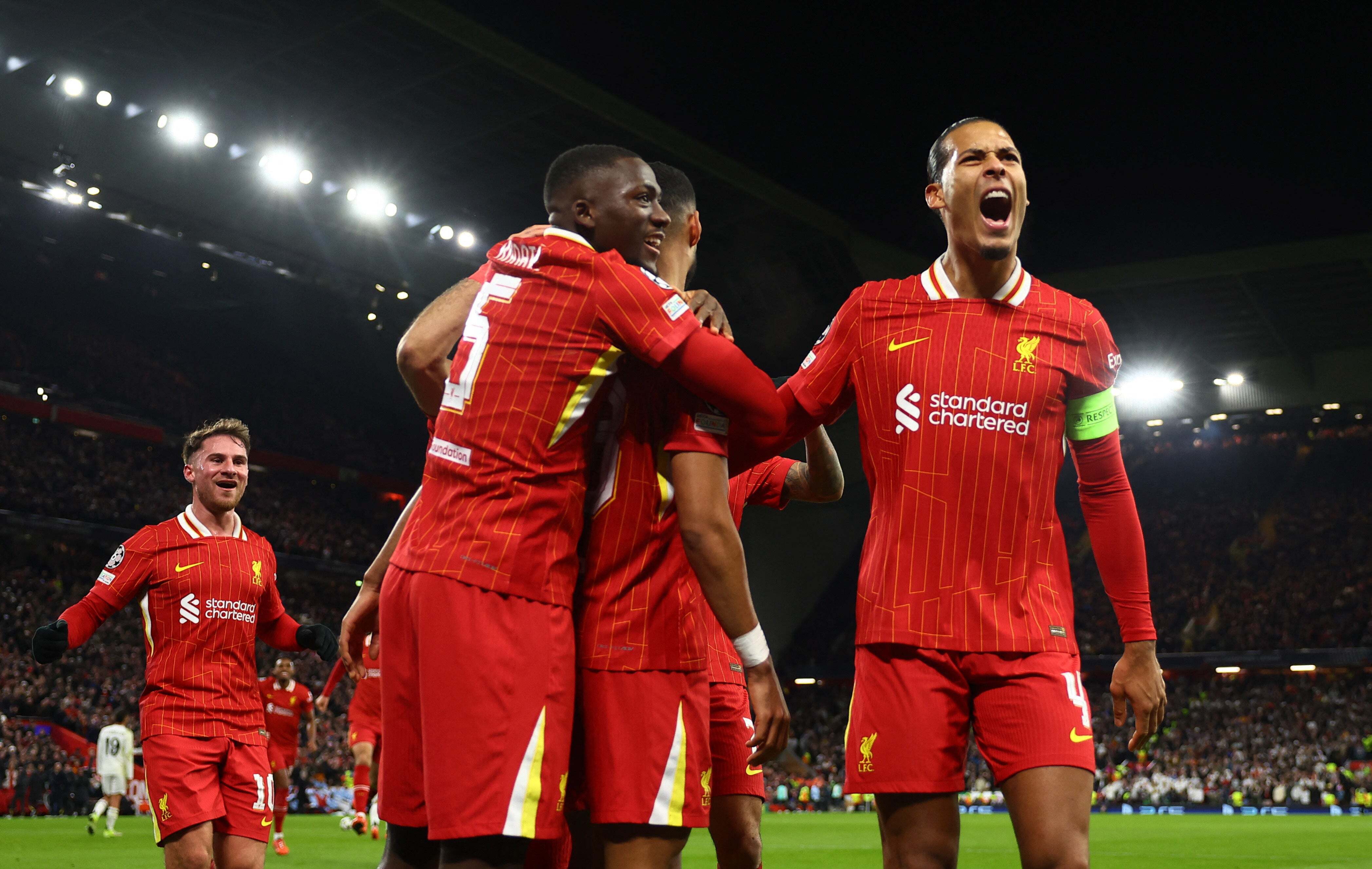 包含利物浦客场大胜对手困难重重的词条