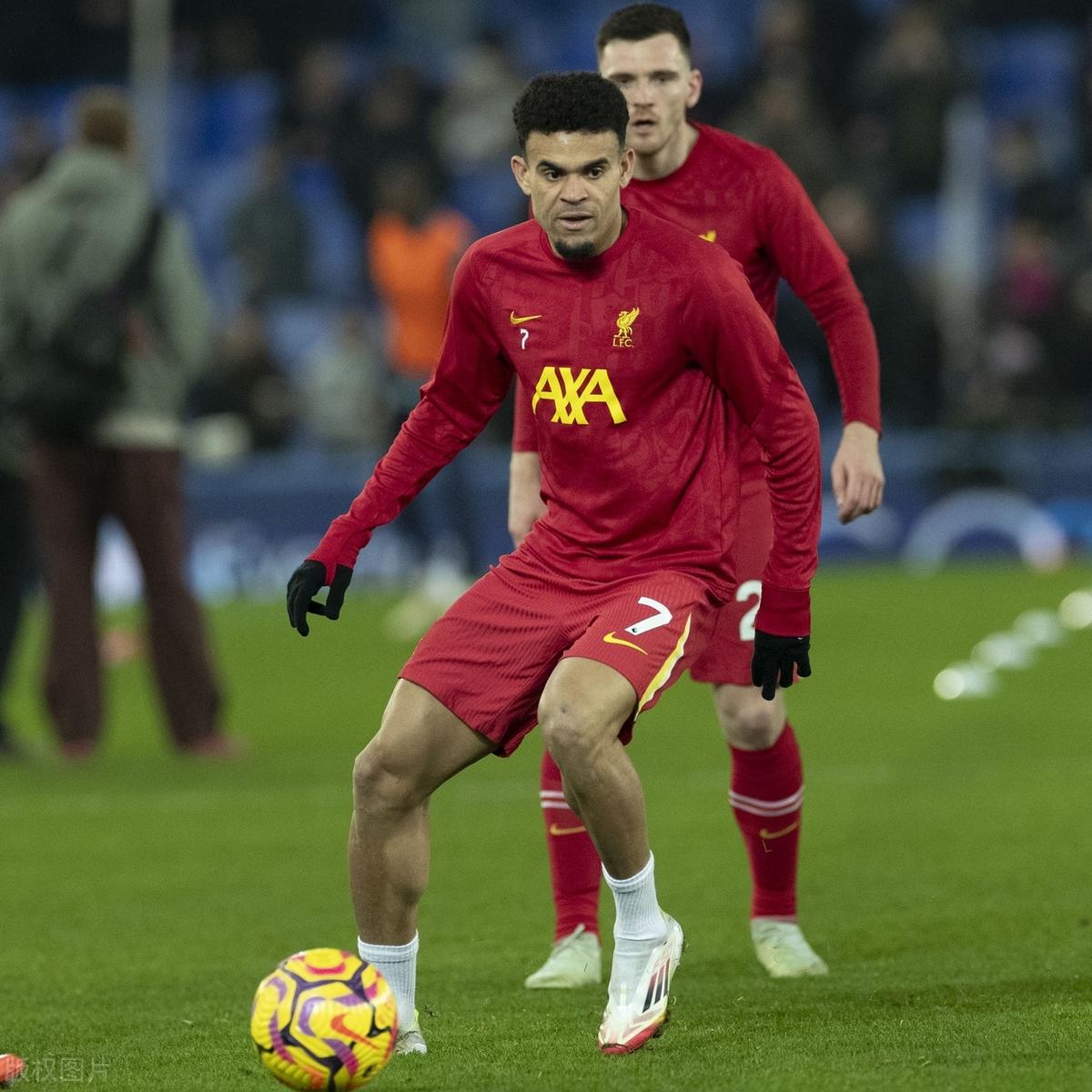 开云体育-利物浦客场完胜狼队稳步向着英超冠军迈进的简单介绍