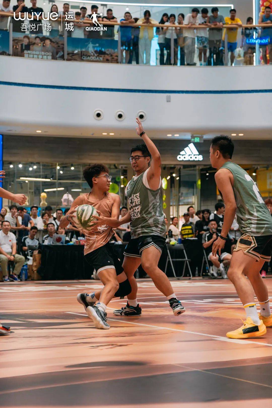 开云体育官网-篮球比赛中球队的实力展现得淋漓尽致的简单介绍