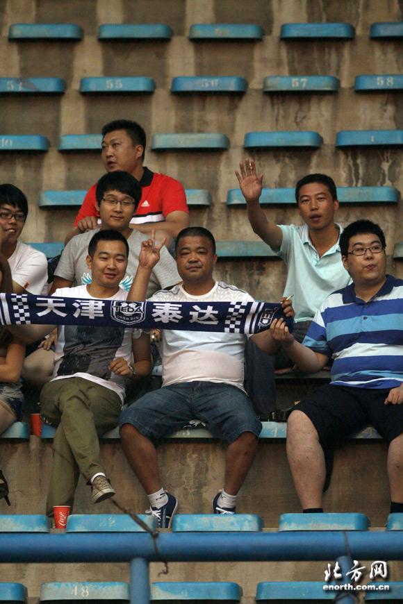 实德主场击败泰达,继续保持不败记录 实德主场击败泰达,继续保持不败记录