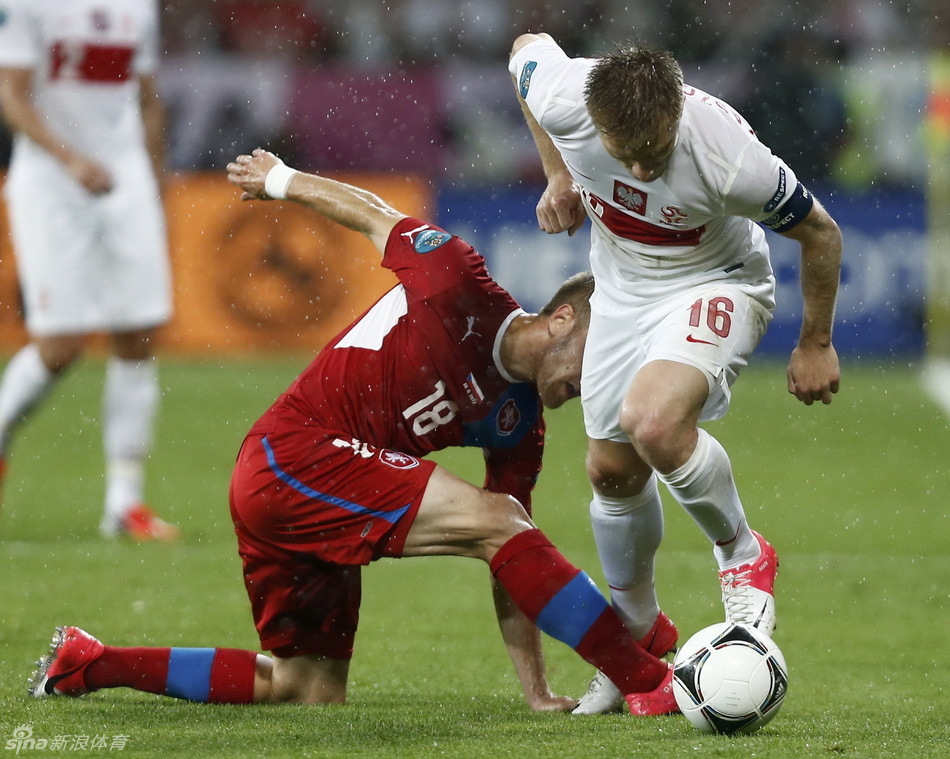 捷克队在比赛中取得胜利,表现卓越 捷克队在比赛中取得胜利,表现卓越