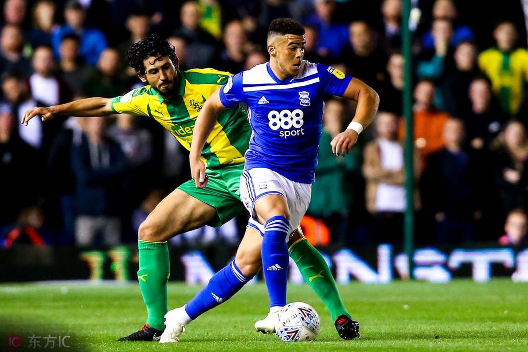 开云体育入口-英格兰球员在国际杯赛中崭露头角