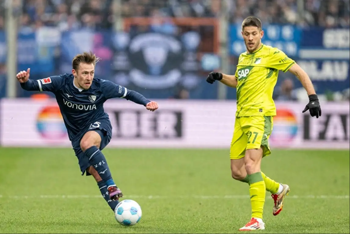 关于纽伦堡主场逼平霍芬海姆,保持主场不败的信息 关于纽伦堡主场逼平霍芬海姆,保持主场不败的信息