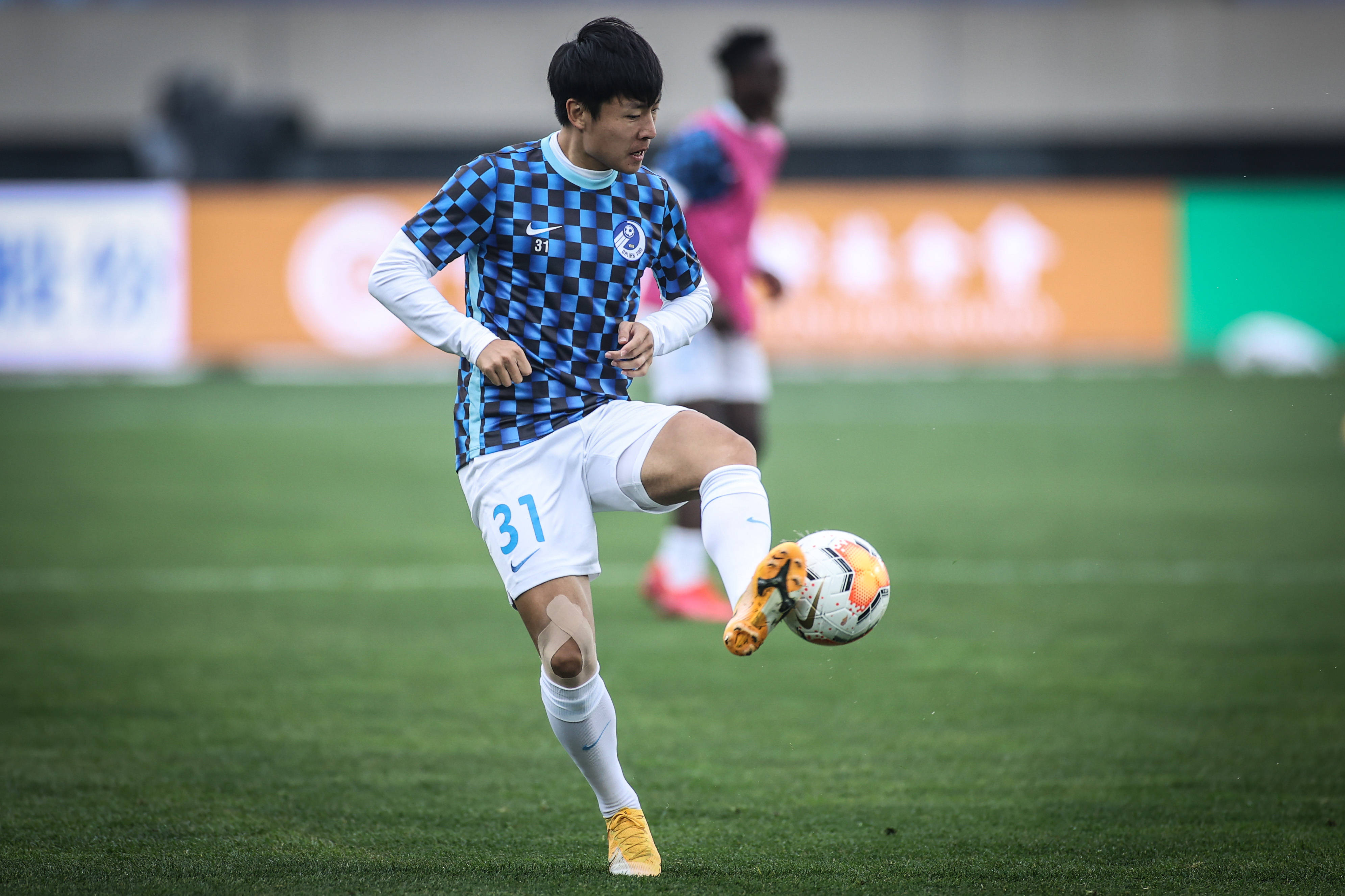 大连人客场逆转泰达,保持不败纪录的简单介绍 大连人客场逆转泰达,保持不败纪录的简单介绍